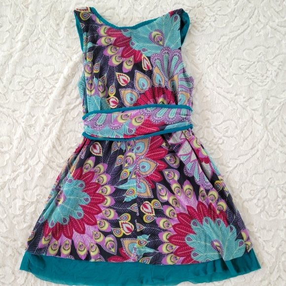 Paisley patterned boutique Tank - Picture 5 of 5